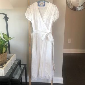 1901 White eyelet belted wrap dress